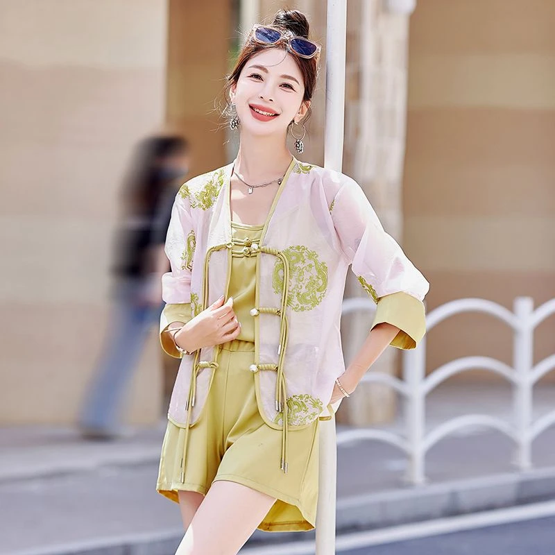 新中式国风盘扣提花防晒衣套装夏季设计感唐装外套吊带短裤三件套