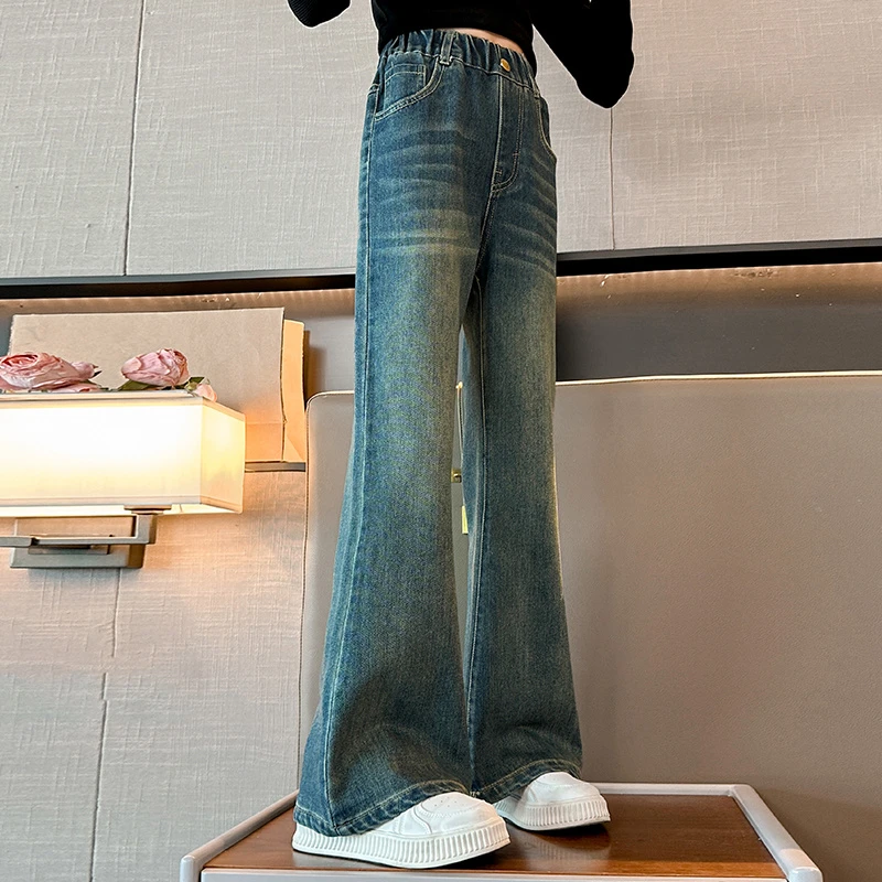 女童裤子春秋装2024新款女大童炸街长裤儿童牛仔裤初中生微喇叭裤