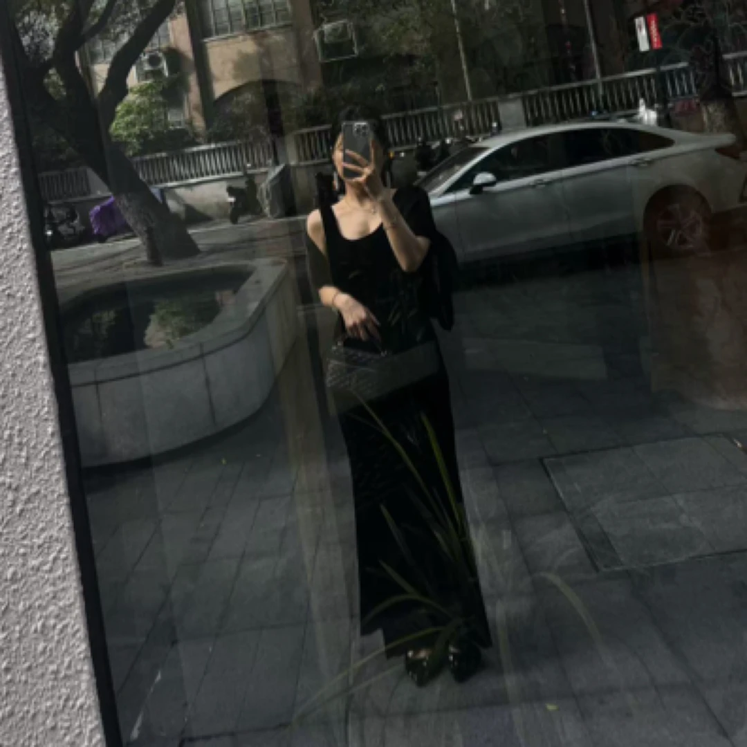 【2025005清仓】弹力丝绒连衣裙吊带裙