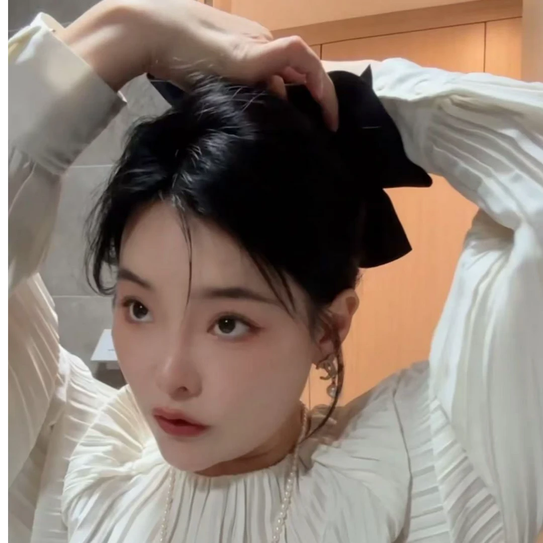 黑色缎面大号蝴蝶结抓夹