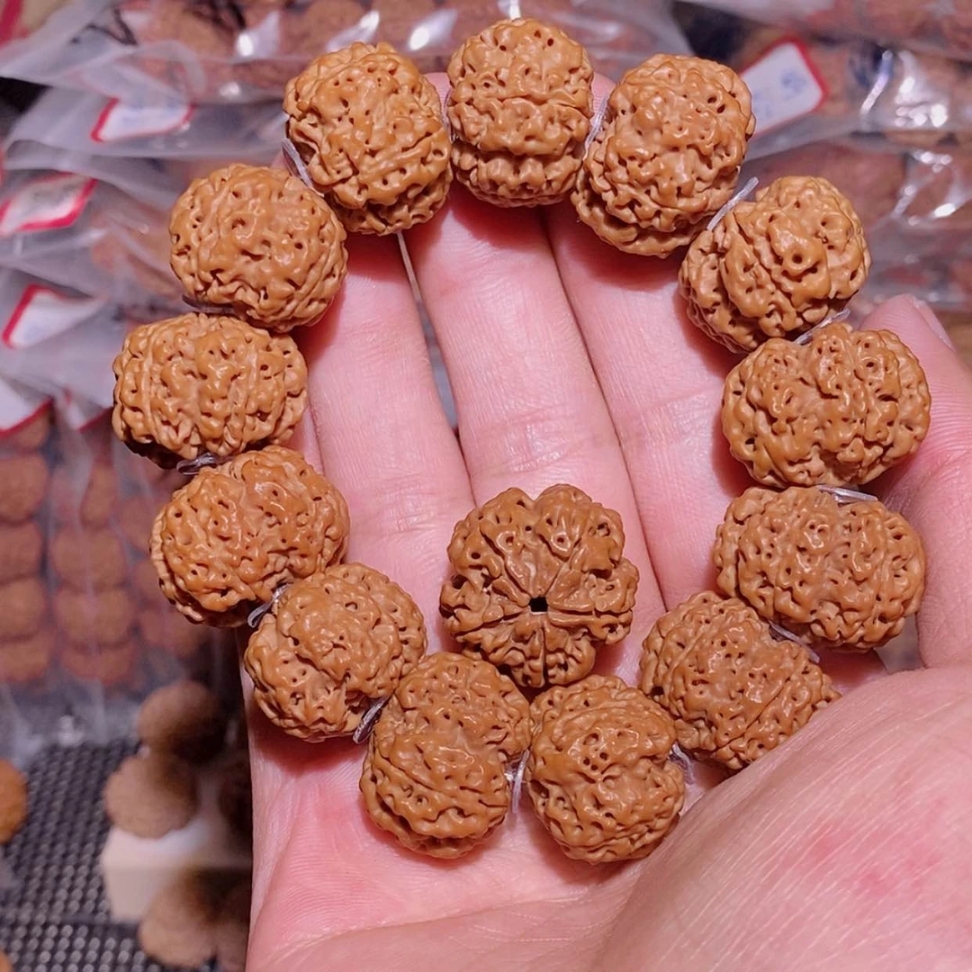【闪购商品】金刚菩提吊坠23尺寸蜂王梅花