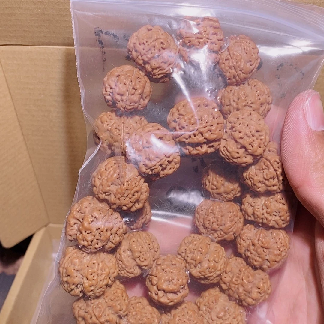 【闪购商品】金刚菩提吊坠静****过两条尾货