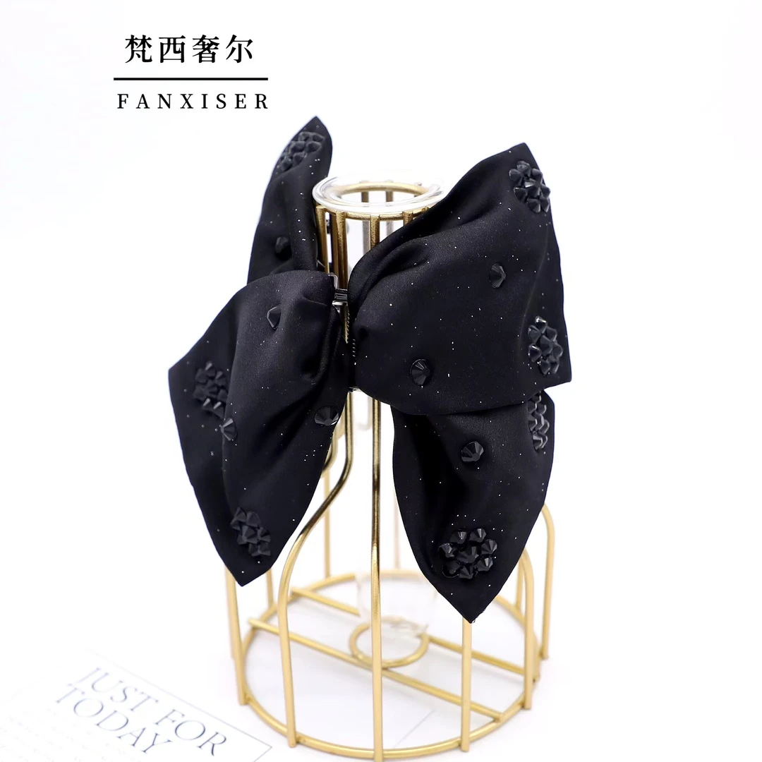 YM3704【王妃系列】轻熟气质细闪黑色抓夹