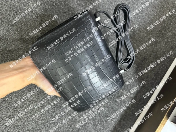 19cm女士包包美洲鳄女包全手缝单肩斜挎包