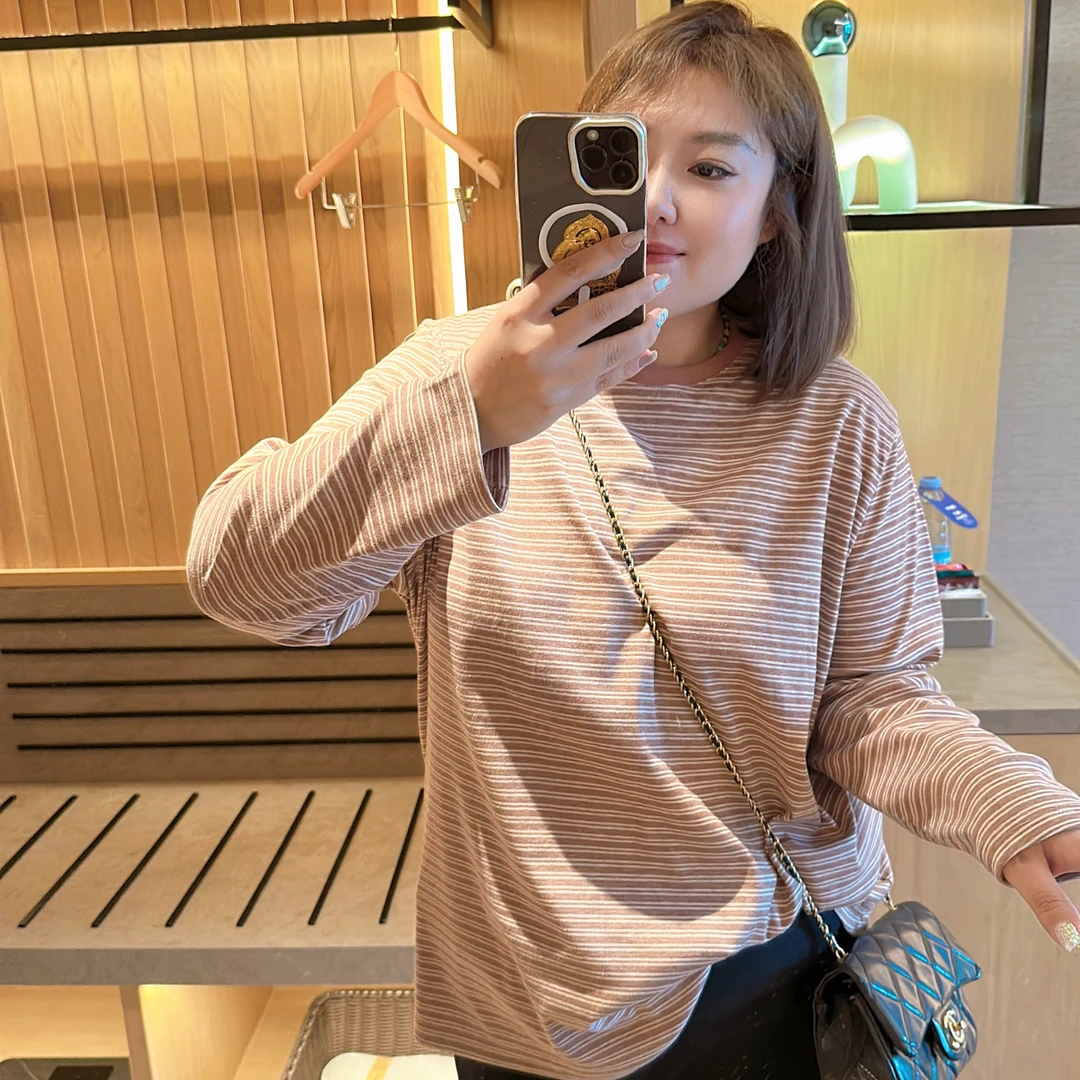 无品牌【程雅大码】高智淡人复古长袖宽松显瘦文艺感条纹T恤打底衫