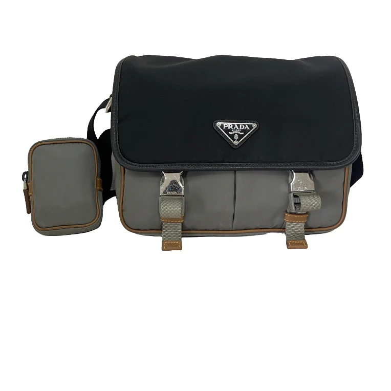 95新 Prada/普拉达 男士休闲时尚百搭尼龙双扣芯片款斜挎包/829