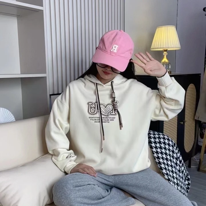 春秋新款字母爱心IU时尚休闲连帽宽松百搭长袖双色抽绳女卫衣