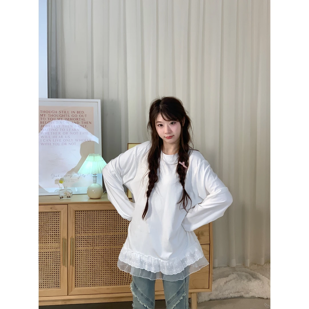 甜大王 蕾丝拼接长袖T恤女秋季设计感小众内搭宽松上衣打底衫