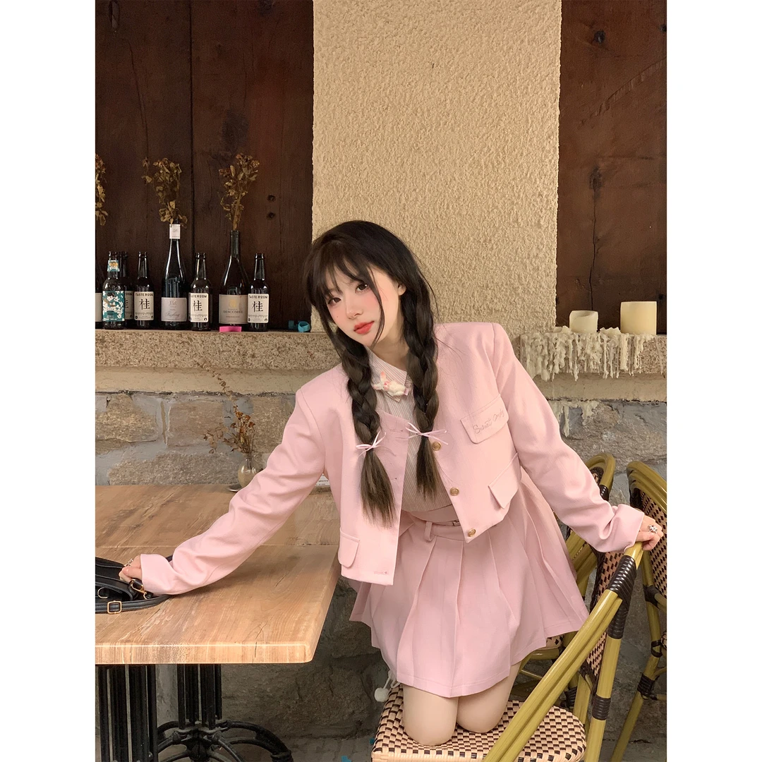 甜大王粉色小香风套装圆领上衣外套搭配高腰百褶裙子小个子两件套