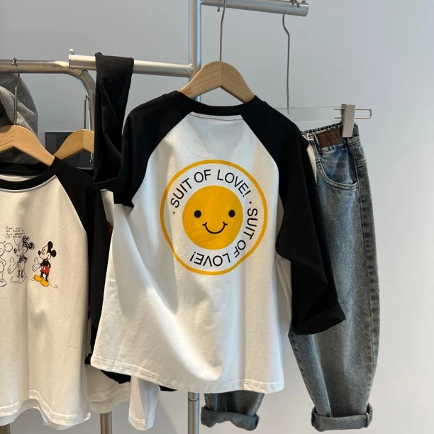 【茉玲童装】秋季新款长袖T恤中大童白色插肩袖卡通印花休闲拼色