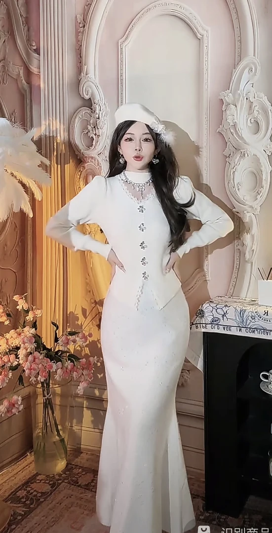 【崔】B0011 高级感亮片半身裙高腰大摆鱼尾裙亮晶晶鱼尾裙秋冬穿搭