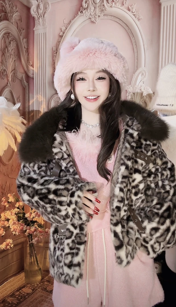 【崔】244133洋气外套女短款豹纹保暖大衣时尚百搭秋冬款