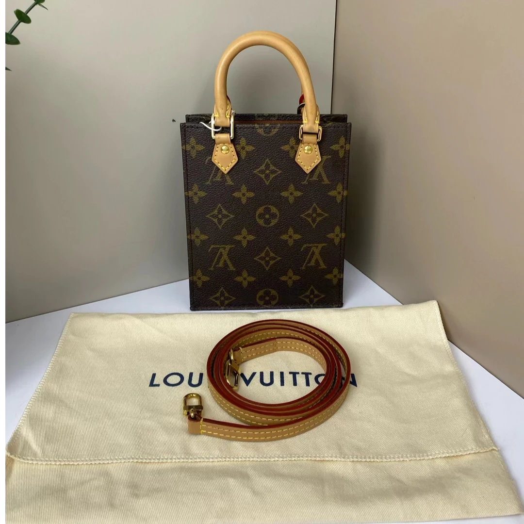 95新 LouisVuitton/路易威登 （99新）lv经典老花琴谱芯片款
