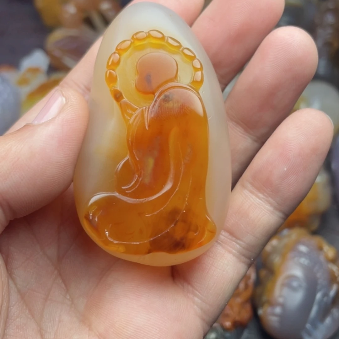 【闪购商品】玛瑙/玉髓手把件未镶嵌输**让