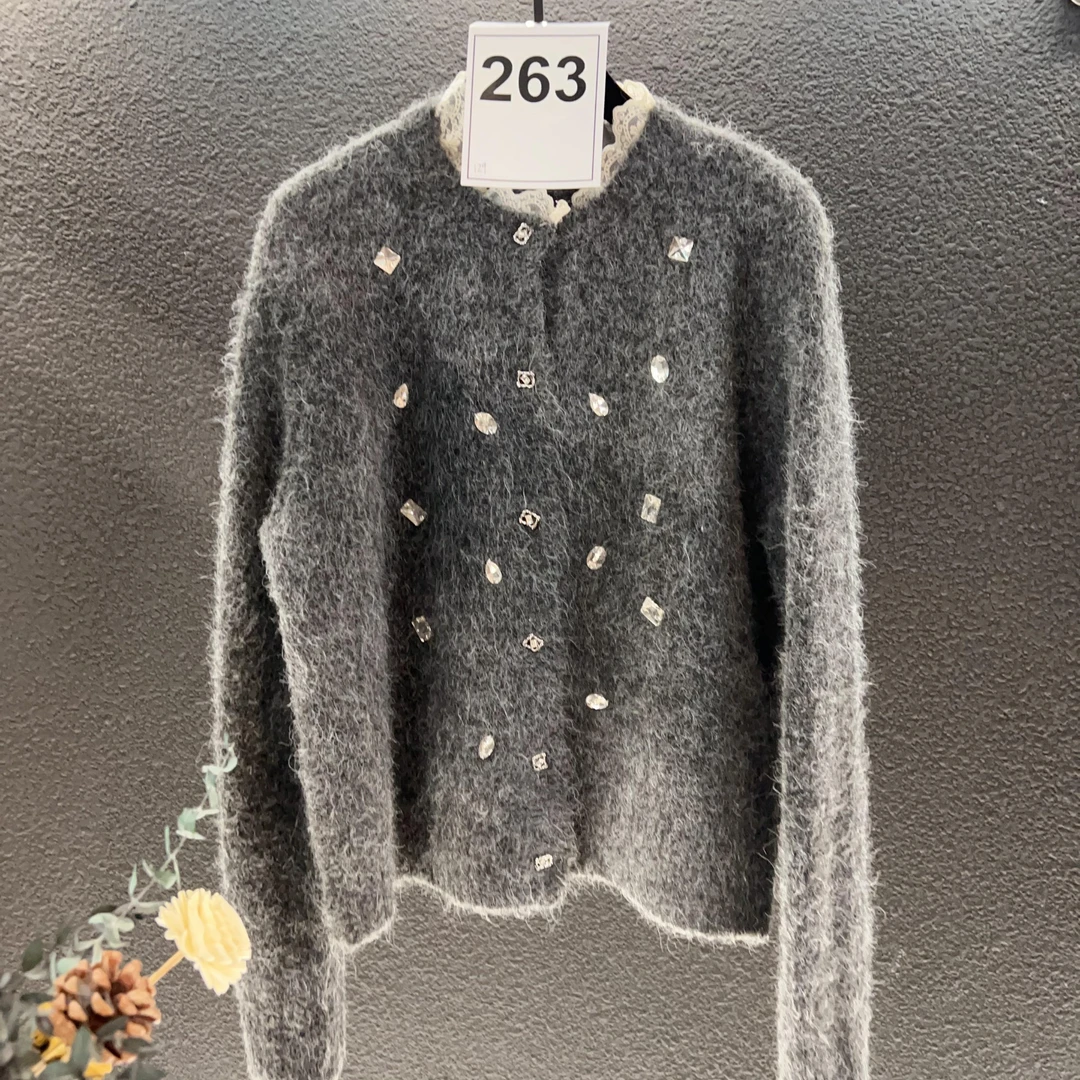 针织女士百搭气质毛衣外套高领冬季洋气高端定制263 秋季镶钻开衫