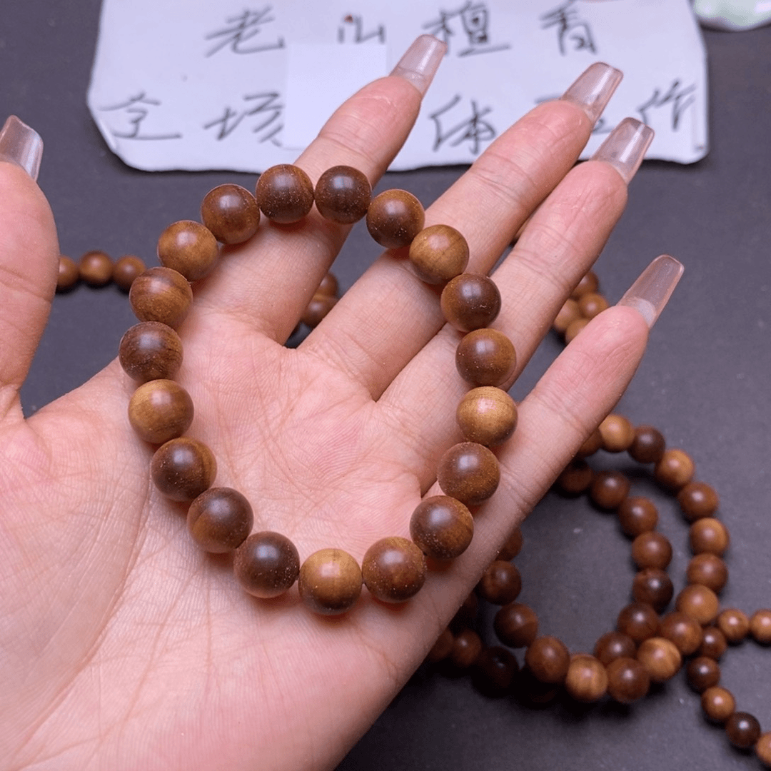 檀香木手串/手链珍**有1.0黑肉横纹沉水+2颗串好