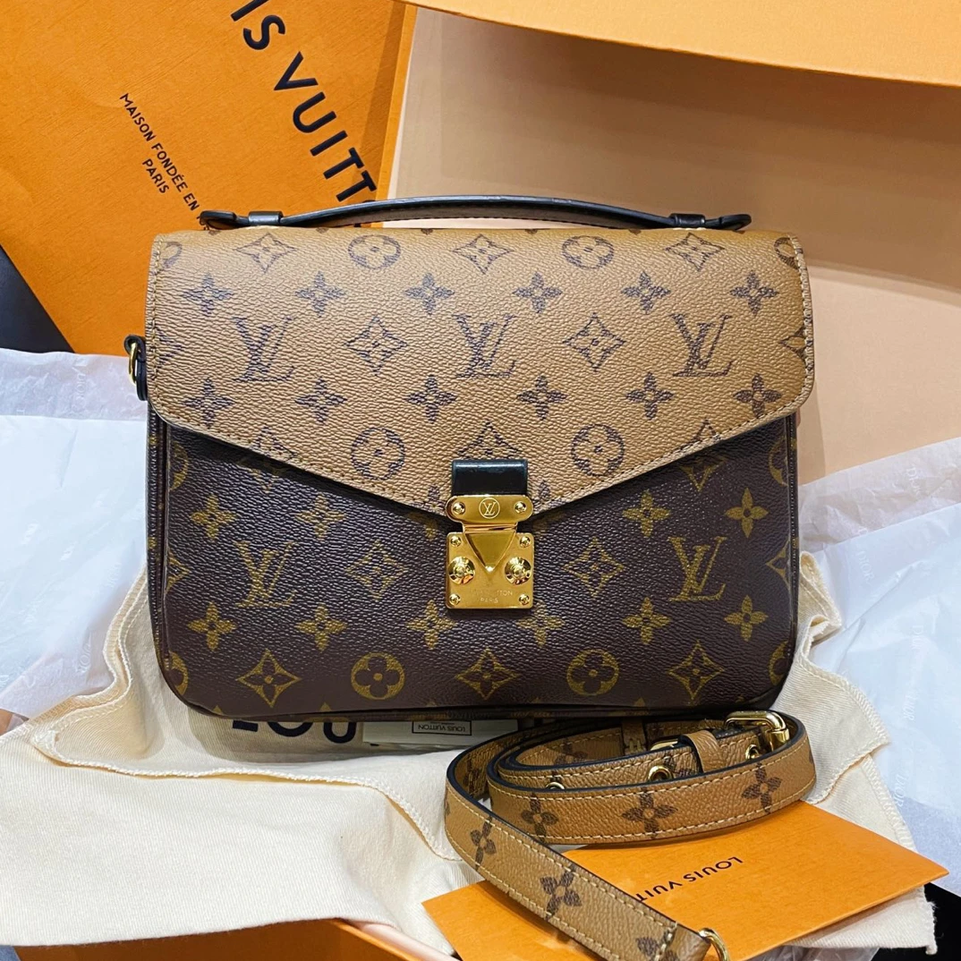 95新 LouisVuitton/路易威登 老花拼色邮差包/G24EH8833