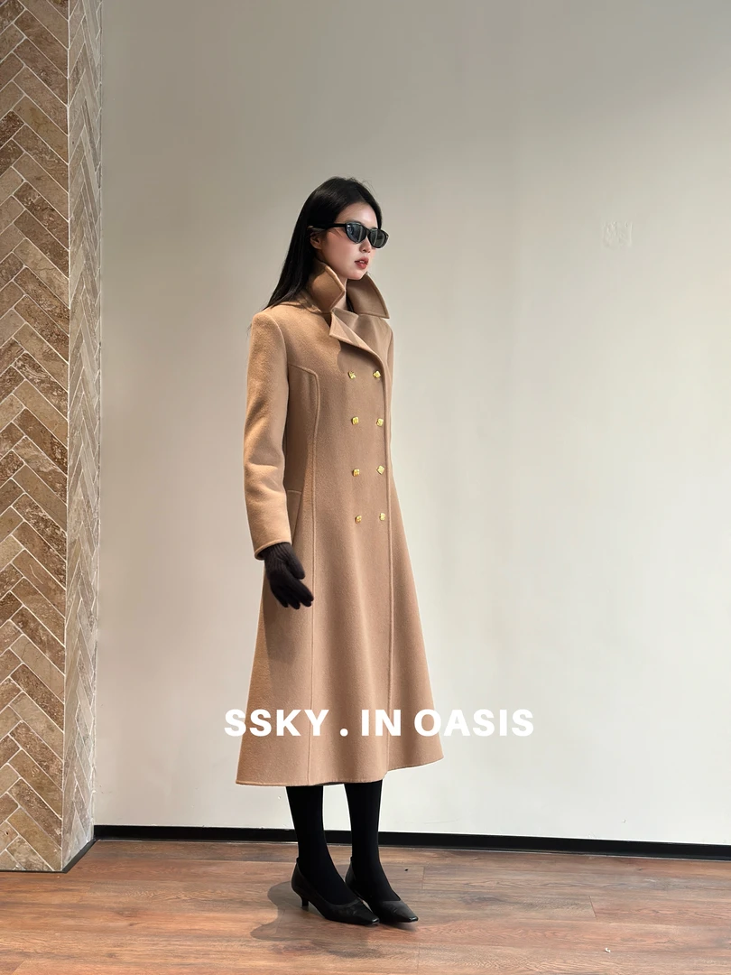 IN OASIS/YIYI易一大衣修身显瘦金扣