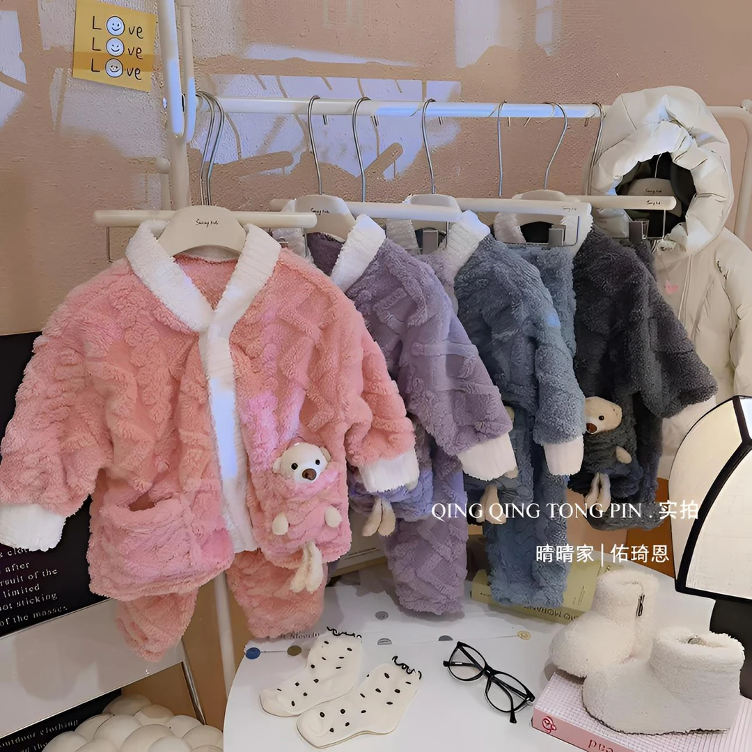 秋冬儿童法兰绒睡衣加绒加厚宝宝中大童珊瑚绒家居服亲子睡衣套装