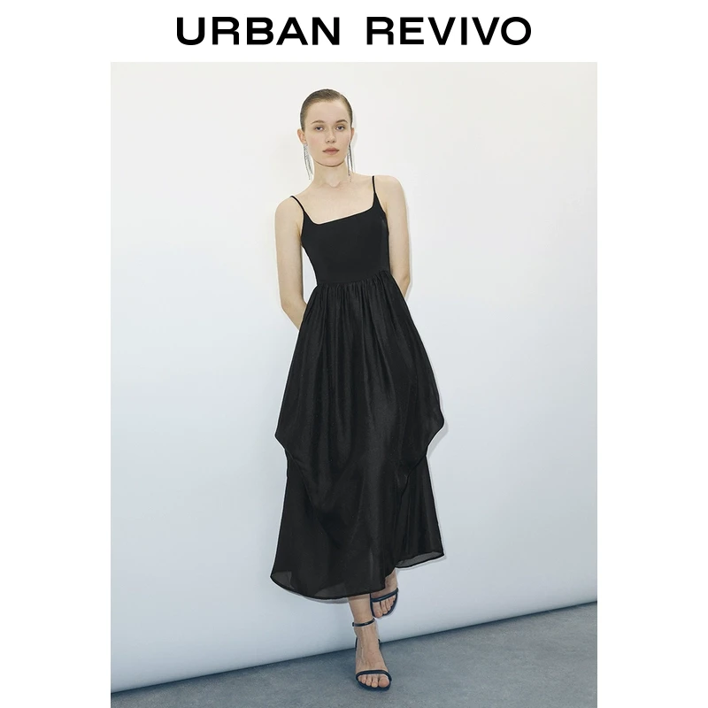 UR2024秋季新款女法式气质设计感小黑裙吊带连衣裙UWG740229