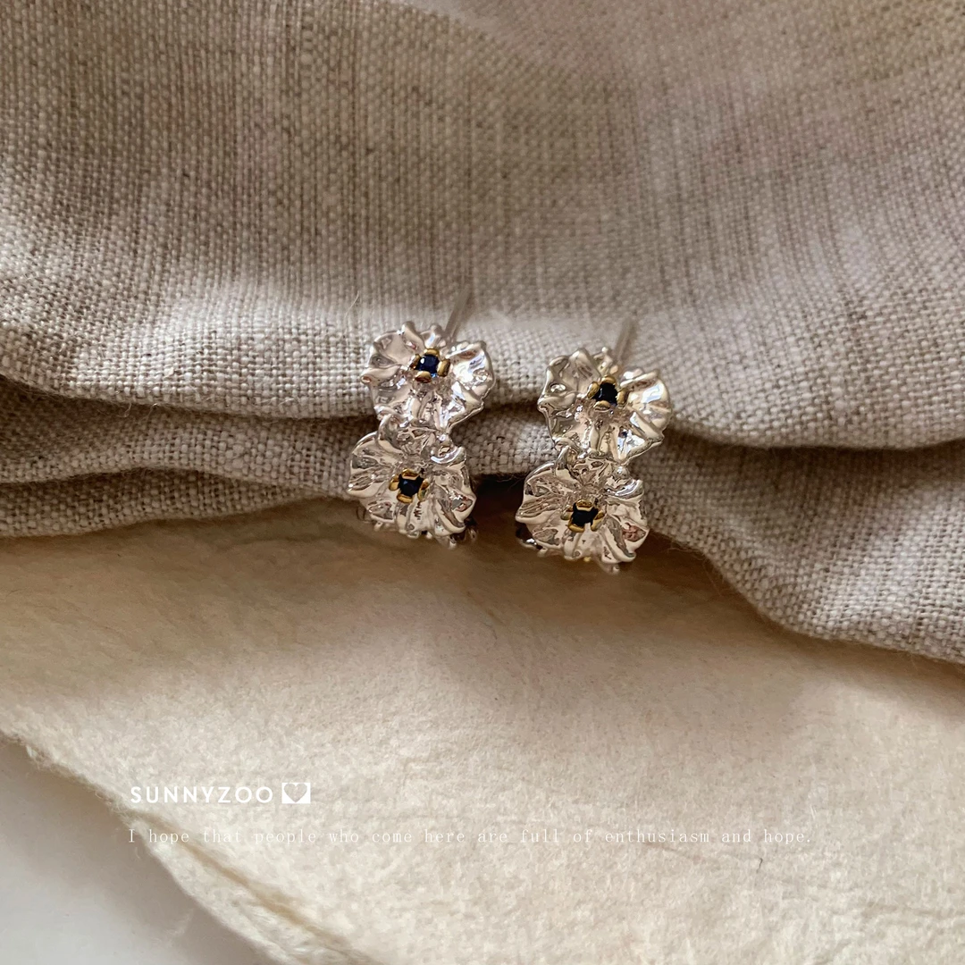 铜合金耳饰 海上月复古气质雏菊锆石花朵耳钉ins小众镶钻高级耳饰