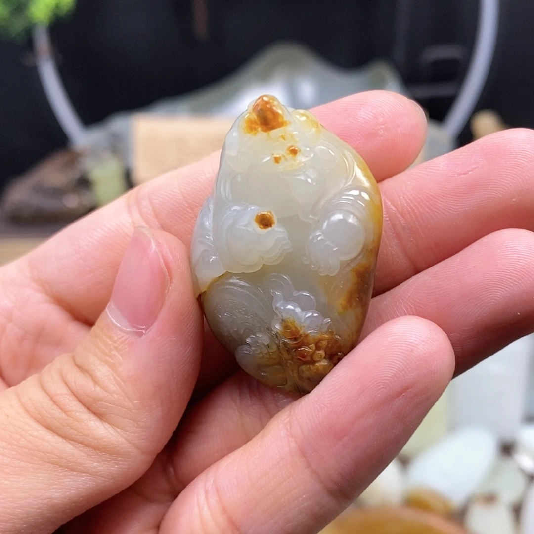 和田玉颈饰未镶嵌