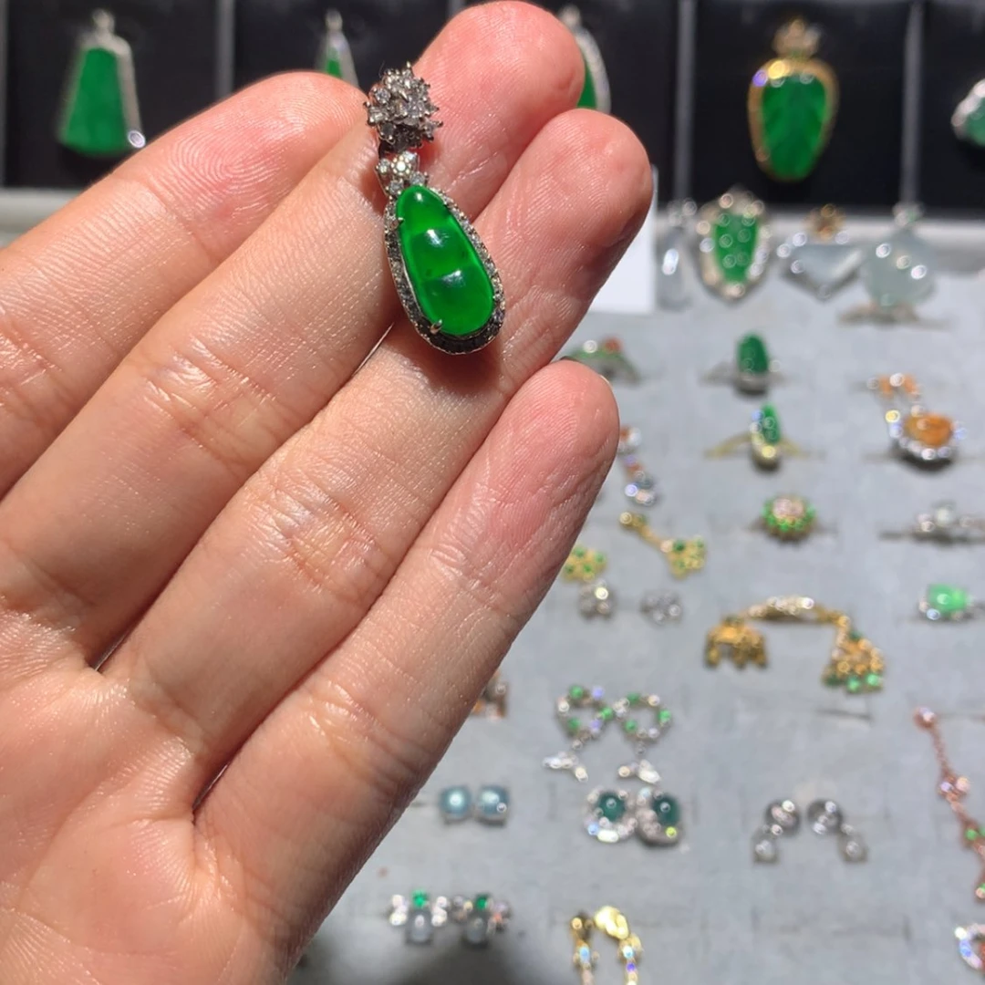 【闪购商品】翡翠颈饰银S925镶嵌不退不换