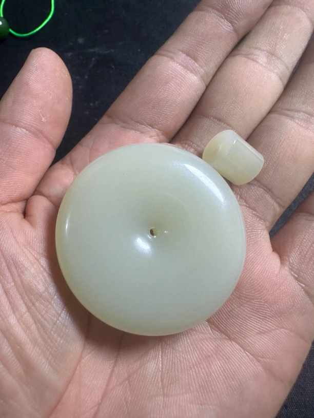 和田玉俄料45平安扣