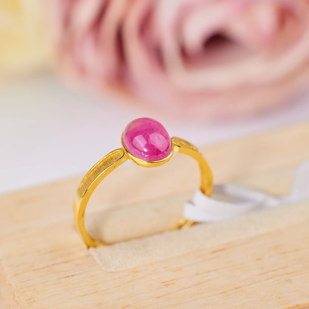 玉峰珠宝丨安娜【上上签】无烧红宝石戒指*18K镶嵌*U6685多样发其一