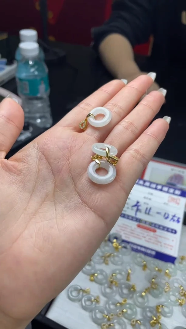 【闪购商品】翡翠颈饰银S925镶嵌ZBJ甜甜圈多样性一个