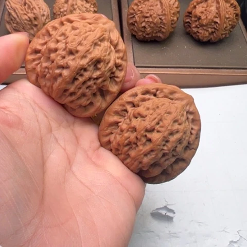 文玩核桃把件金公子