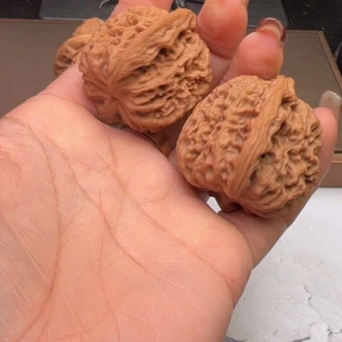 文玩核桃把件南疆