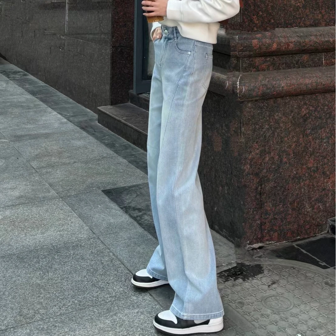 IDENTIFIES 浅色直筒牛仔裤D13396