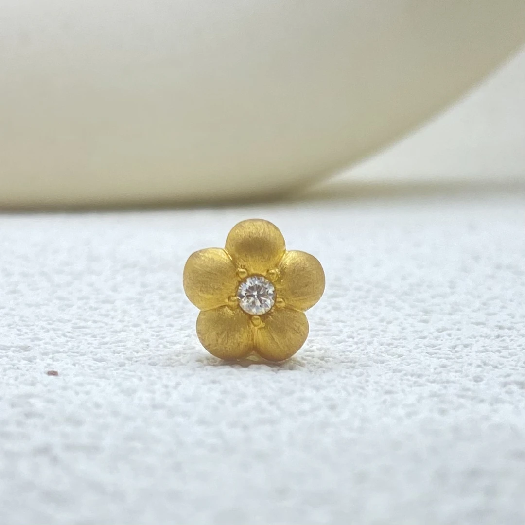 18k金小金花吊坠#1171#大版16mm多样性发一