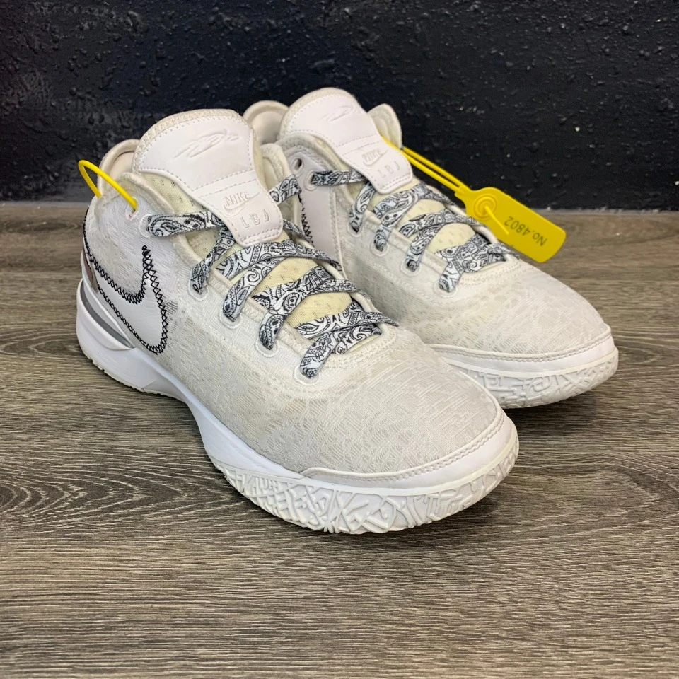 90新Nike耐克 42.5码NXXT白黑 90新 正常使用 实战球鞋 缓震回弹