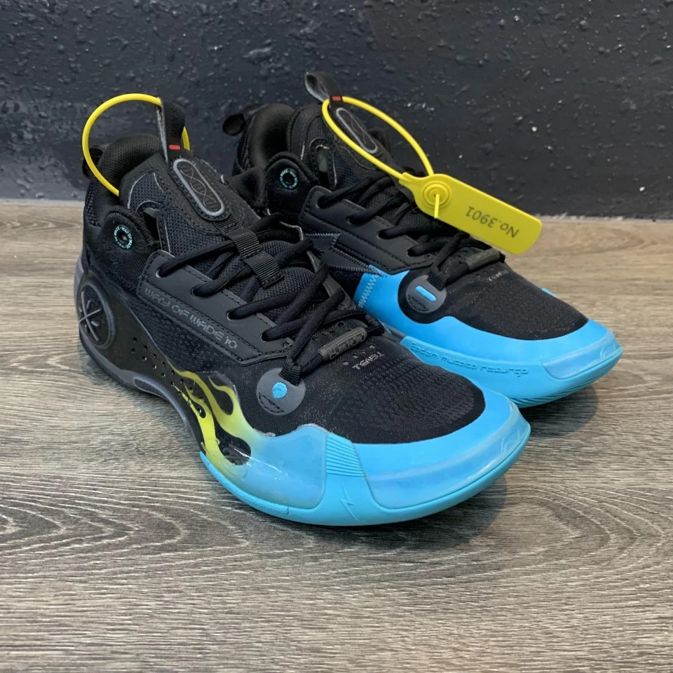 40码韦德10风火雷电 轻微使用 碳板完好 已精洗消毒 869