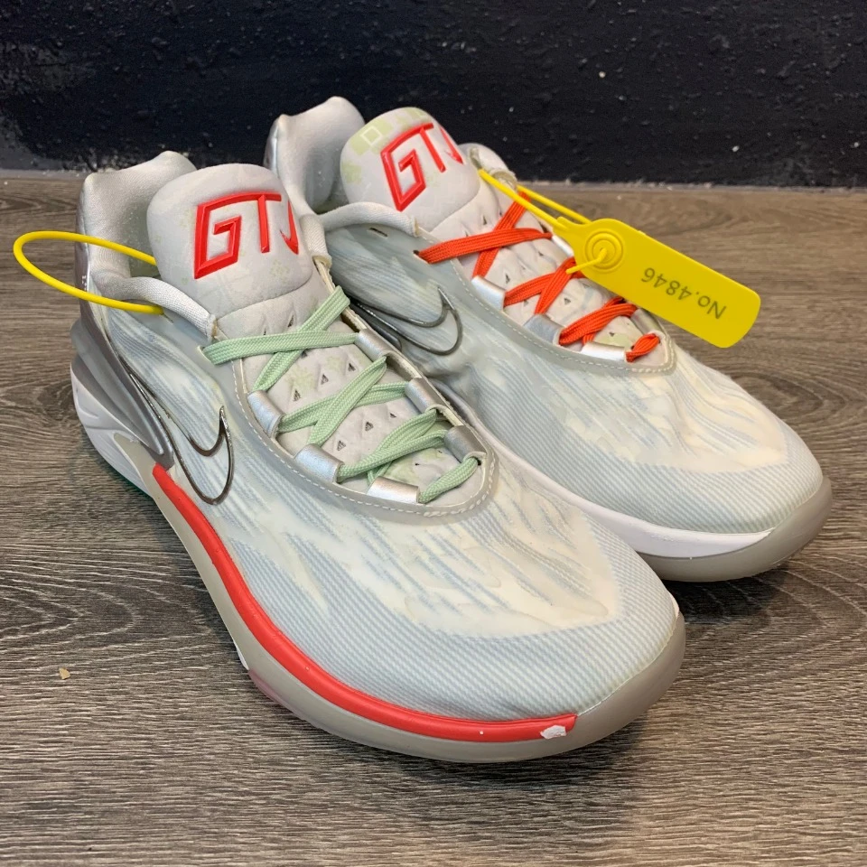 95新Nike耐克 44码gt2圣诞 原盒 鞋面漂亮 气垫饱满 公价899