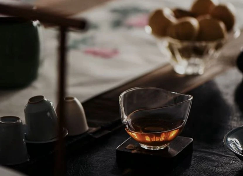 茶倉VIP改价链接：BM古叶九州（小马肉）8.5克x4泡  礼盒装