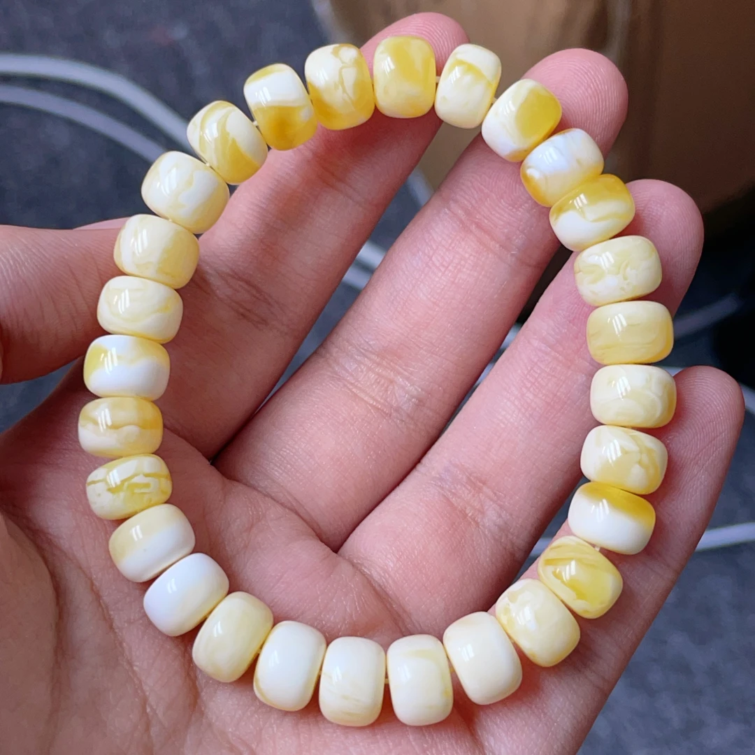 白花妖孽蜜蜡手串