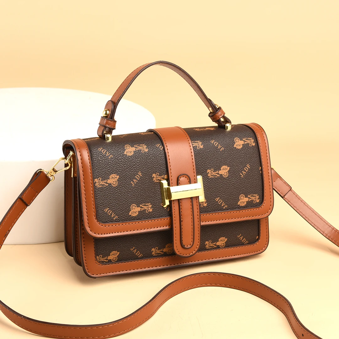 2024时尚百搭轻奢女士斜挎单肩包8218马拉车棕色