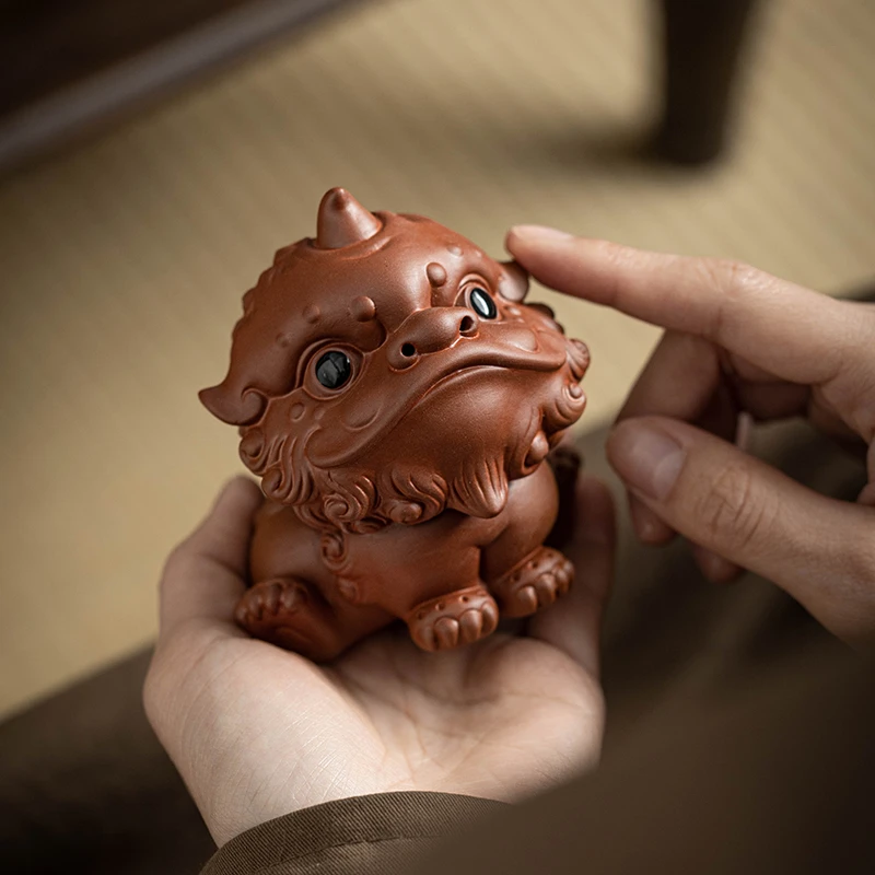 国潮风紫砂醒狮茶宠摆件招财吉祥物茶室桌面装饰品茶道零配摆件