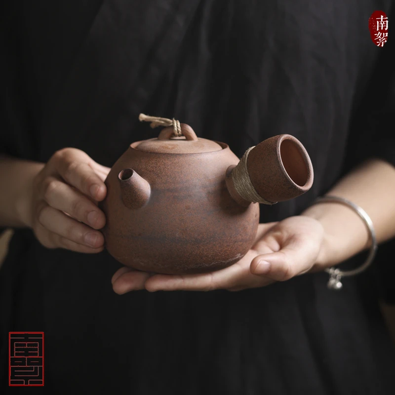 【芸漓斋】灰念老岩泥鸣泉侧把壶（V1326）家用陶瓷大容量纯手工粗陶