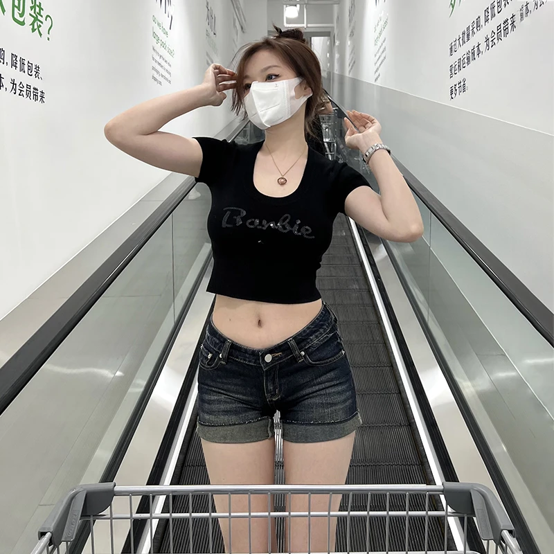 低腰热裤辣裤女夏季薄款设计感卷边短款牛仔裤修身漏脐短裤不漏pp