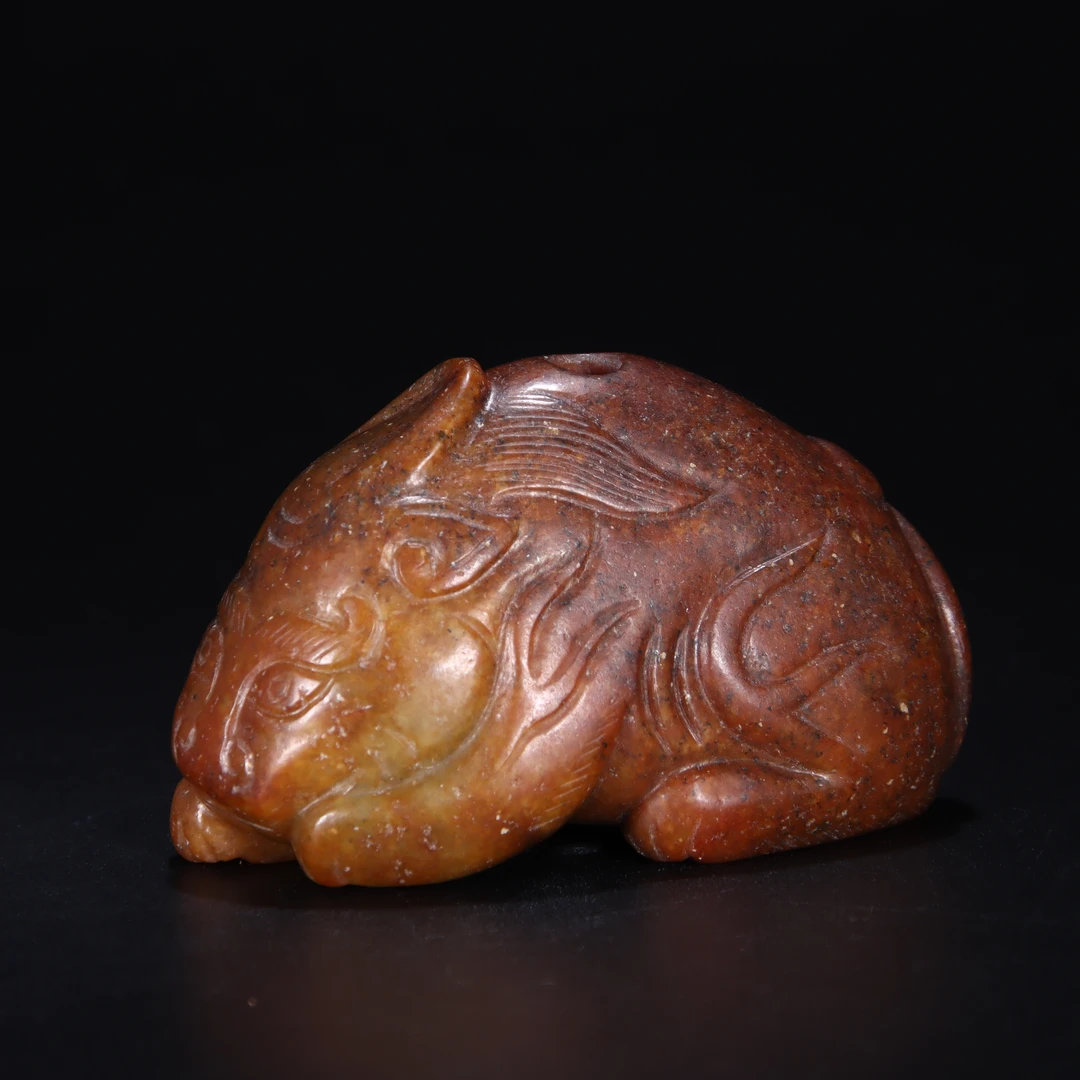 明代和田黄玉瑞兽