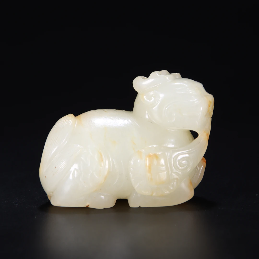 清代和田白玉瑞兽