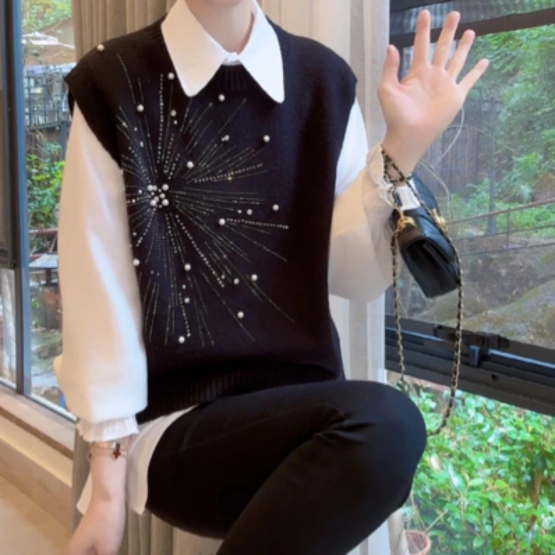 设计感韩版钉珠针织马甲女秋冬无袖时尚坎肩毛衣背心上衣