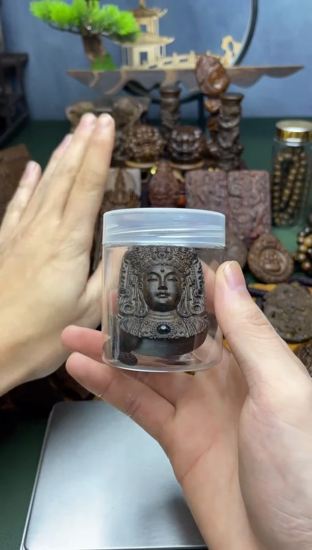 【闪购商品】香木透视观姐姐脖挂