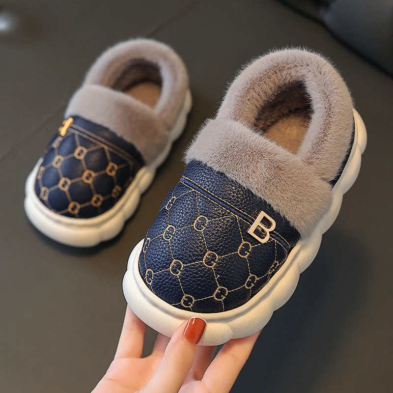 儿童拖鞋亲子居家软底加绒加厚防滑保暖冬季pu皮防水男女情侣拖