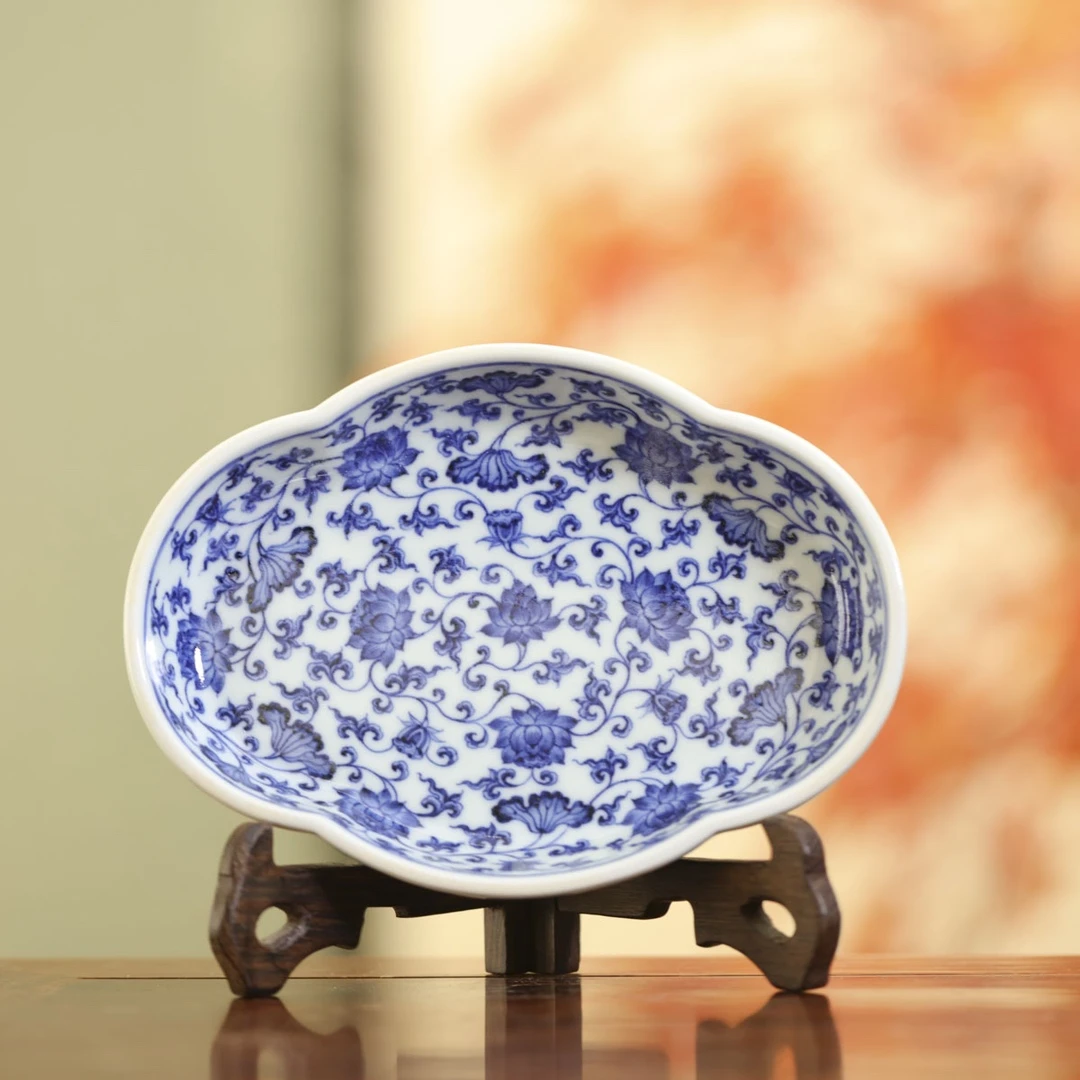 春风祥玉-青花腰形盘子-陶瓷缠枝手工