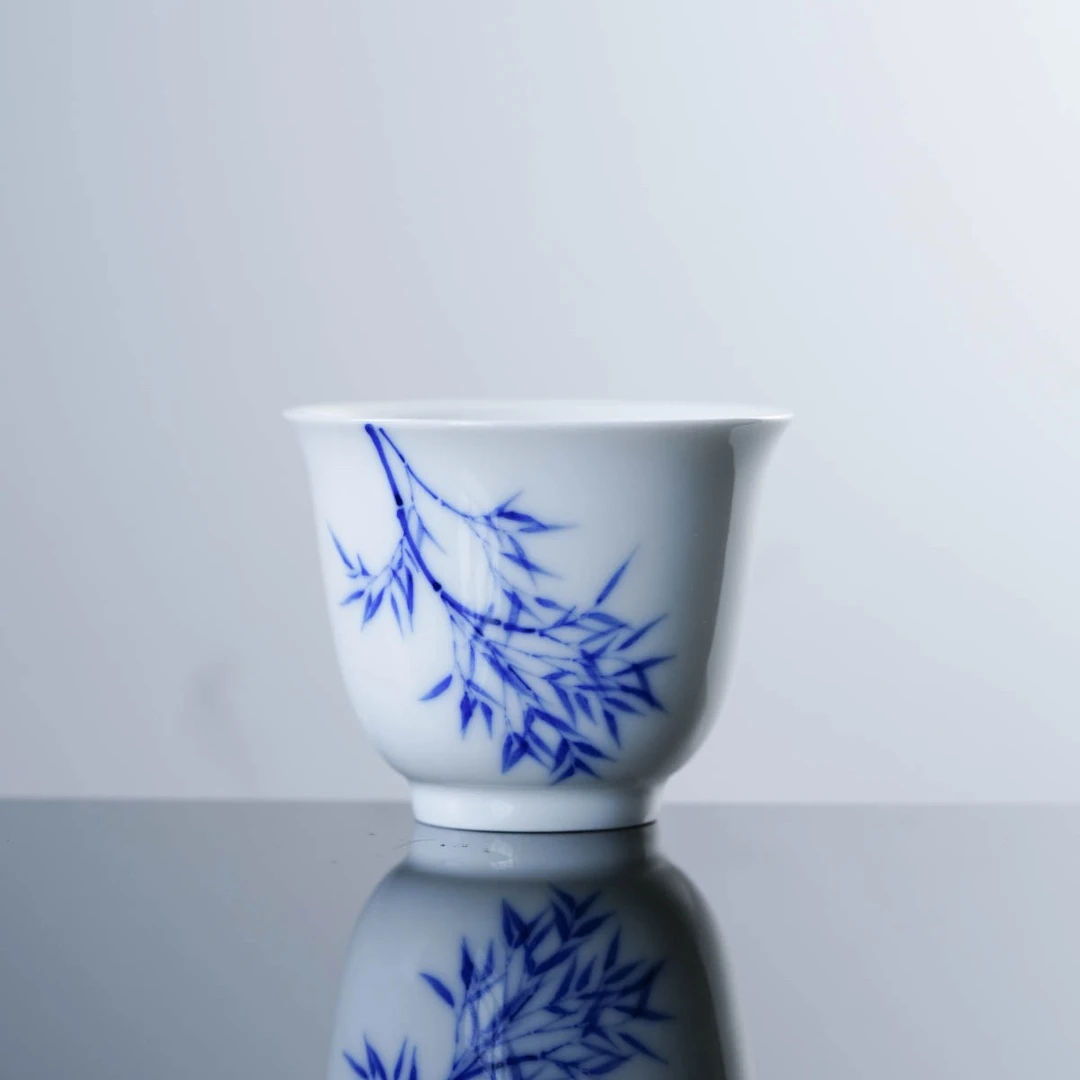 自慢堂-皓月杯青花竹（叶子多）-拾金-陶瓷主人杯手绘有差异